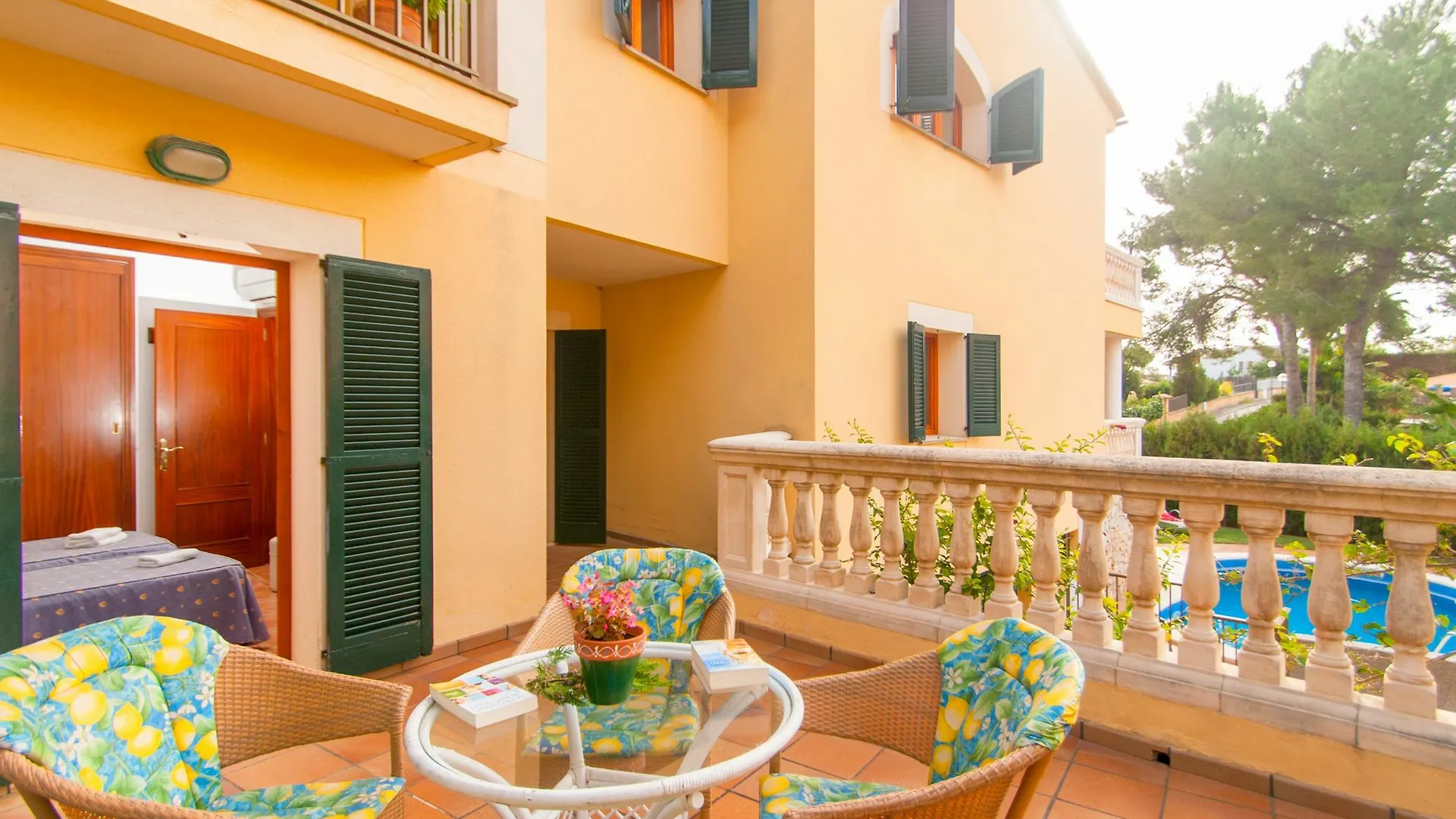 V. Can Besso Alcanada Villa